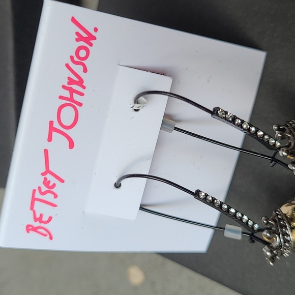 NWT Betsey Johnson Halloween Day of the Dead skull earrings crown rhinestone - Picture 3 of 4